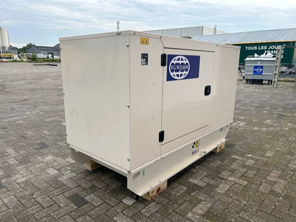 FG Wilson P55-3 - 55 kVA Genset - DPX-16005 - Áramfejlesztő: 3 kép. FG Wilson P55-3 - 55 kVA Genset - DPX-16005 - Áramfejlesztő: 3 kép.