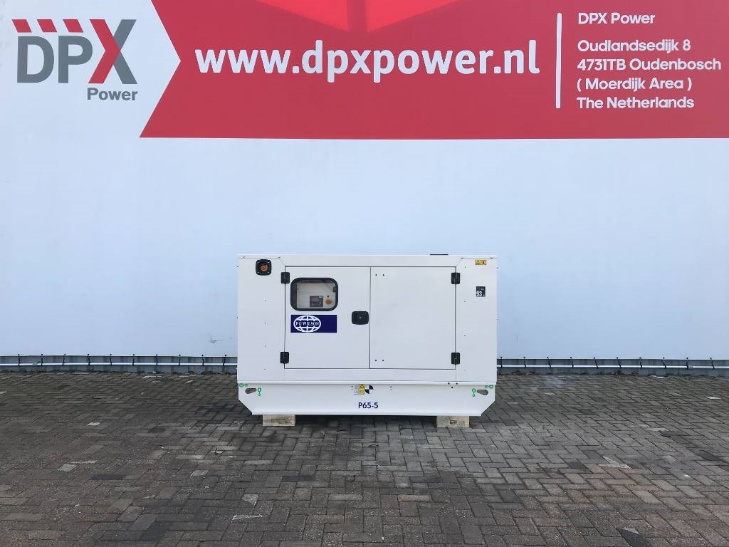 FG Wilson P65-5 - 65 kVA Genset - DPX-16006 - Áramfejlesztő: 1 kép. FG Wilson P65-5 - 65 kVA Genset - DPX-16006 - Áramfejlesztő: 1 kép.