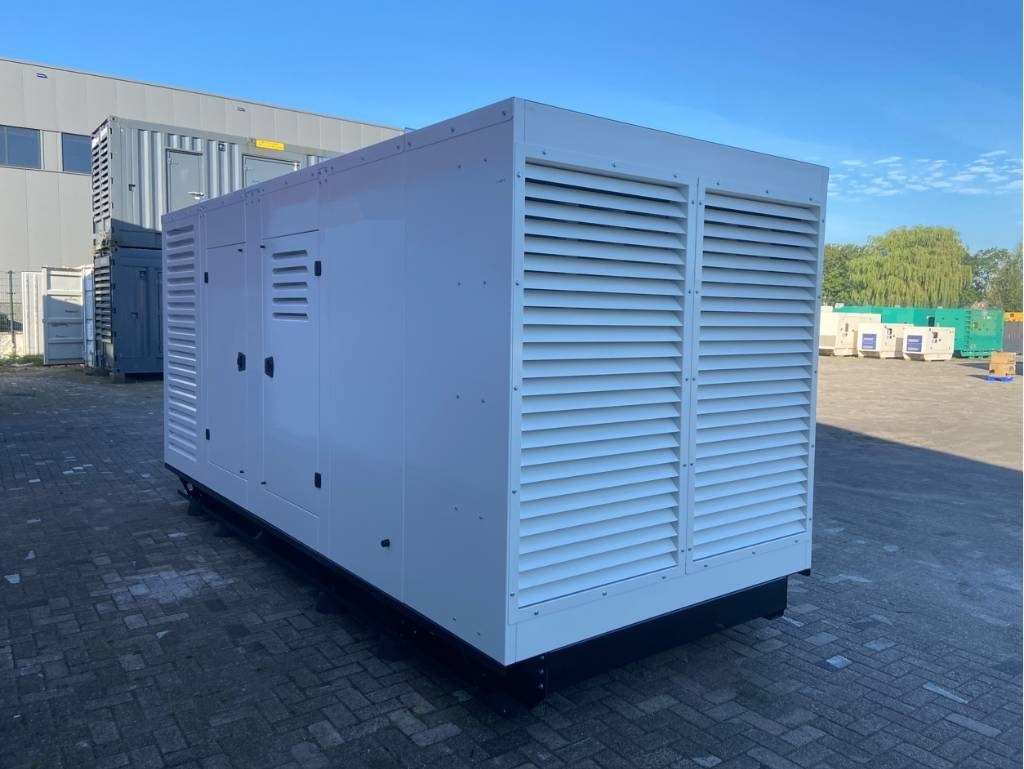 Hyundai DP222CC - 1000 kVA Generator - DPX-21068 - Áramfejlesztő: 3 kép. Hyundai DP222CC - 1000 kVA Generator - DPX-21068 - Áramfejlesztő: 3 kép.