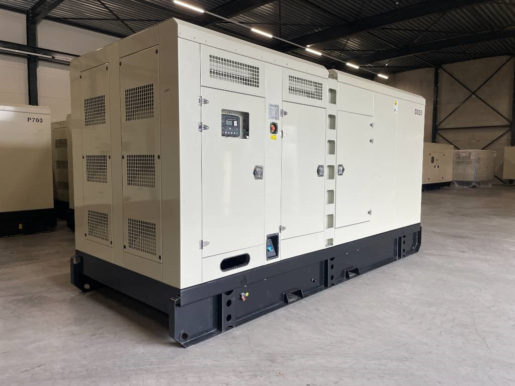 Hyundai DP222LC - 825 kVA Generator - DPX-19858 - Áramfejlesztő: 2 kép. Hyundai DP222LC - 825 kVA Generator - DPX-19858 - Áramfejlesztő: 2 kép.