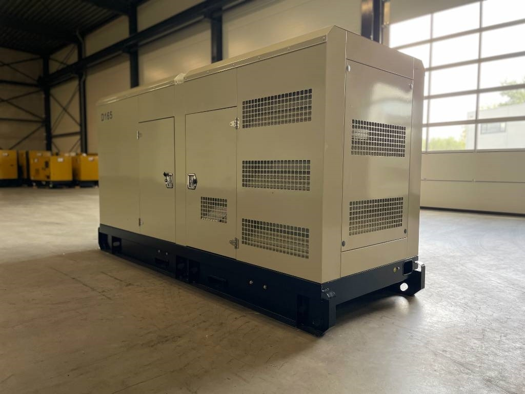 Hyundai P086TI-1 - 165 kVA Generator - DPX-19851 - Áramfejlesztő: 3 kép. Hyundai P086TI-1 - 165 kVA Generator - DPX-19851 - Áramfejlesztő: 3 kép.