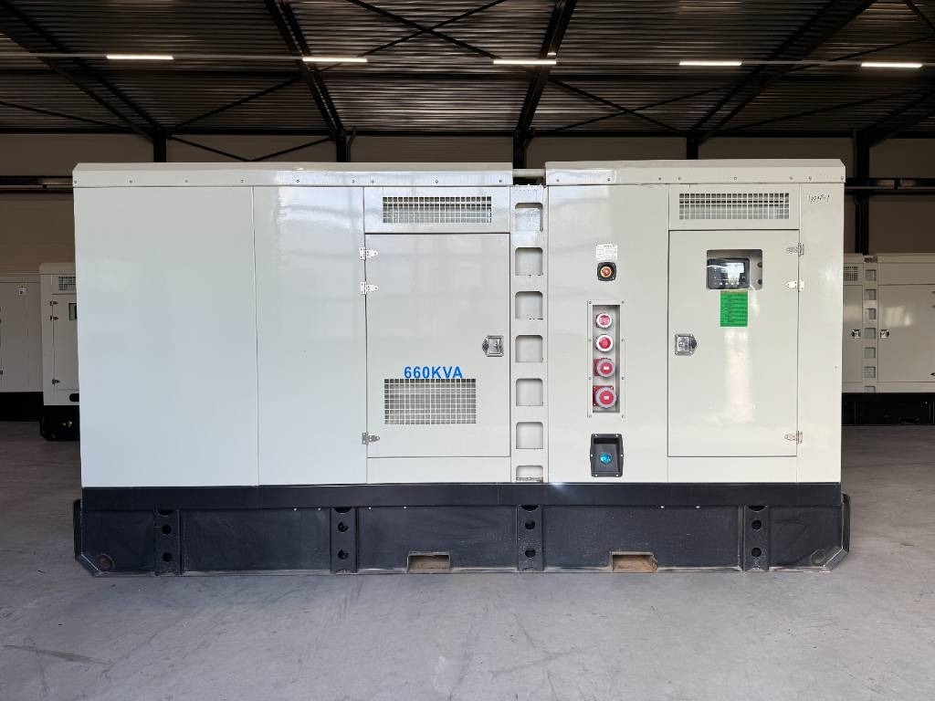 Iveco CR16TE1W - 660 kVA Generator - DPX-19798 - Áramfejlesztő: 1 kép. Iveco CR16TE1W - 660 kVA Generator - DPX-19798 - Áramfejlesztő: 1 kép.