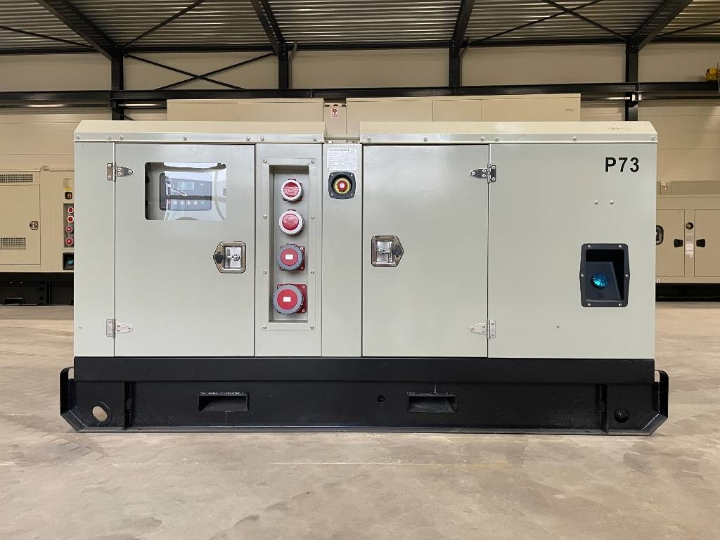 Perkins 1104A-44TG1 - 73 kVA Generator - DPX-19804.1 - Áramfejlesztő: 1 kép. Perkins 1104A-44TG1 - 73 kVA Generator - DPX-19804.1 - Áramfejlesztő: 1 kép.