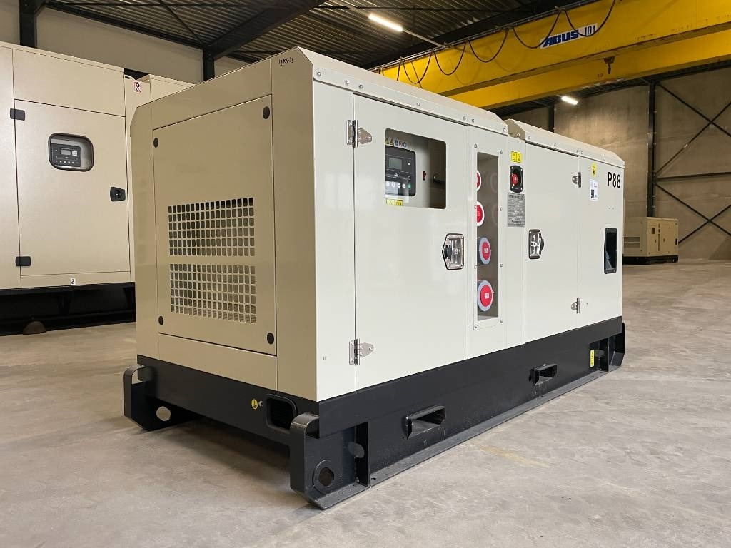 Perkins 1104A-44TG2 - 88 kVA Generator - DPX-19805 - Áramfejlesztő: 2 kép. Perkins 1104A-44TG2 - 88 kVA Generator - DPX-19805 - Áramfejlesztő: 2 kép.