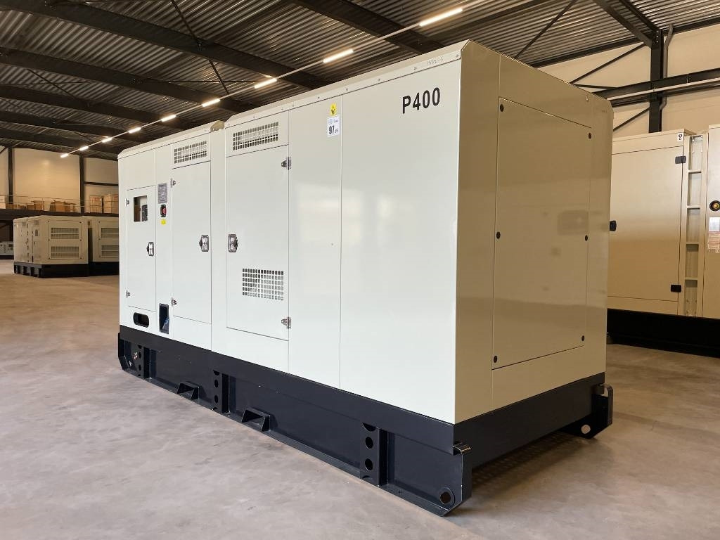 Perkins 2206C-E13TAG2 - 400 kVA Generator - DPX-19812 - Áramfejlesztő: 4 kép. Perkins 2206C-E13TAG2 - 400 kVA Generator - DPX-19812 - Áramfejlesztő: 4 kép.