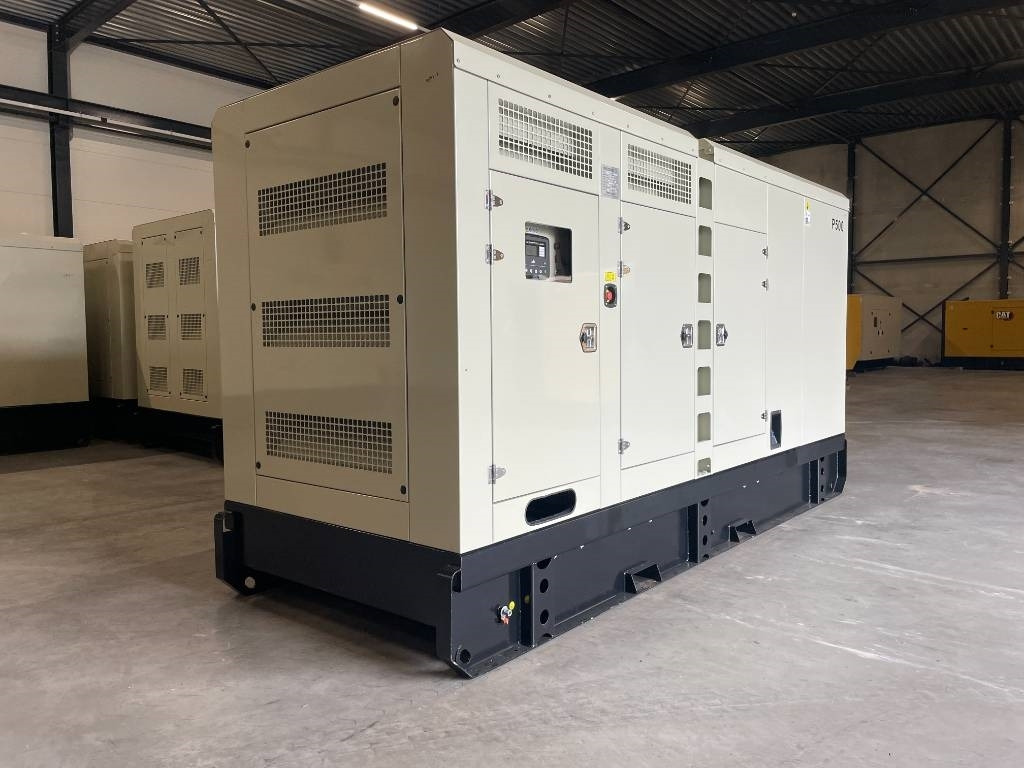 Perkins 2506C-E15TAG1 - 500 kVA Generator - DPX-19813 - Áramfejlesztő: 2 kép. Perkins 2506C-E15TAG1 - 500 kVA Generator - DPX-19813 - Áramfejlesztő: 2 kép.
