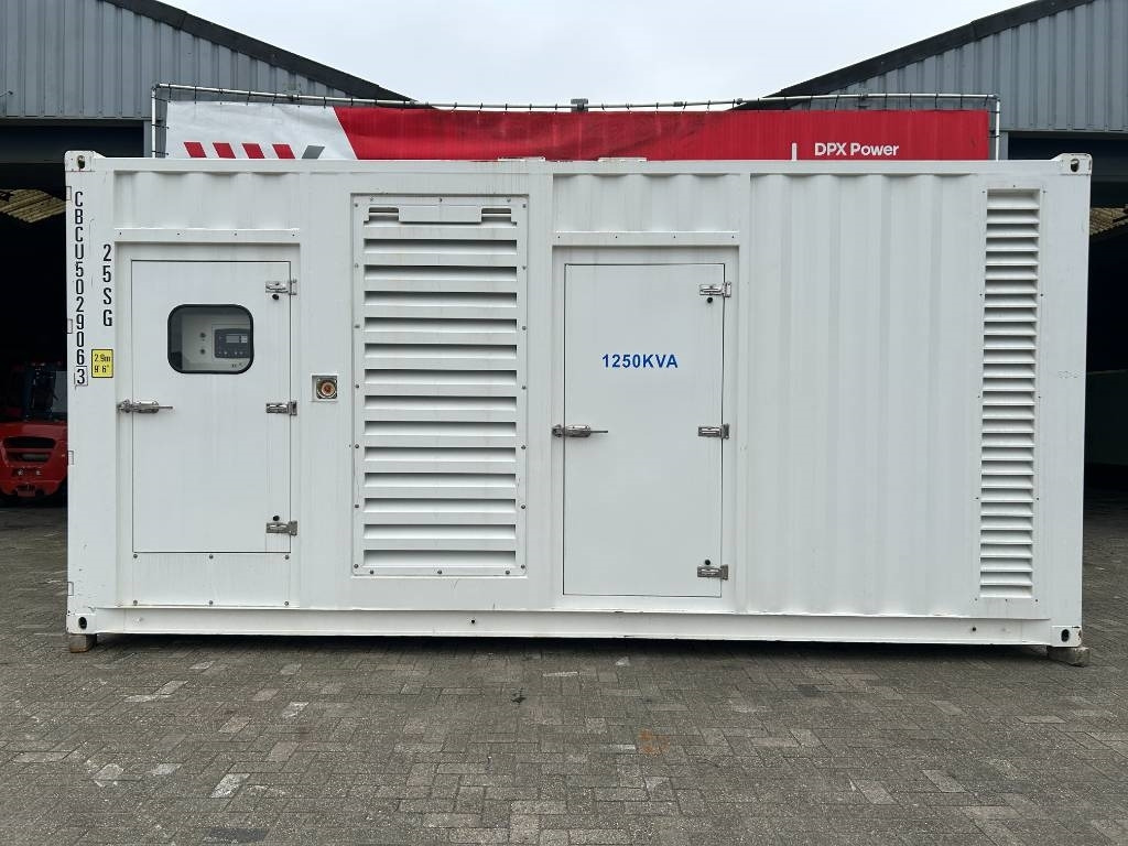 Perkins 4008TAG3 - 1.250 kVA Generator - DPX-19821 - Áramfejlesztő: 1 kép. Perkins 4008TAG3 - 1.250 kVA Generator - DPX-19821 - Áramfejlesztő: 1 kép.
