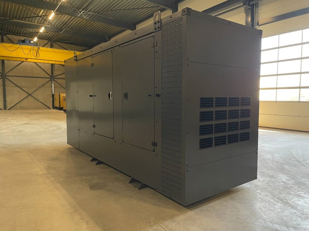 Scania DC16 - 660 kVA Generator - DPX-17954 - Áramfejlesztő: 3 kép. Scania DC16 - 660 kVA Generator - DPX-17954 - Áramfejlesztő: 3 kép.