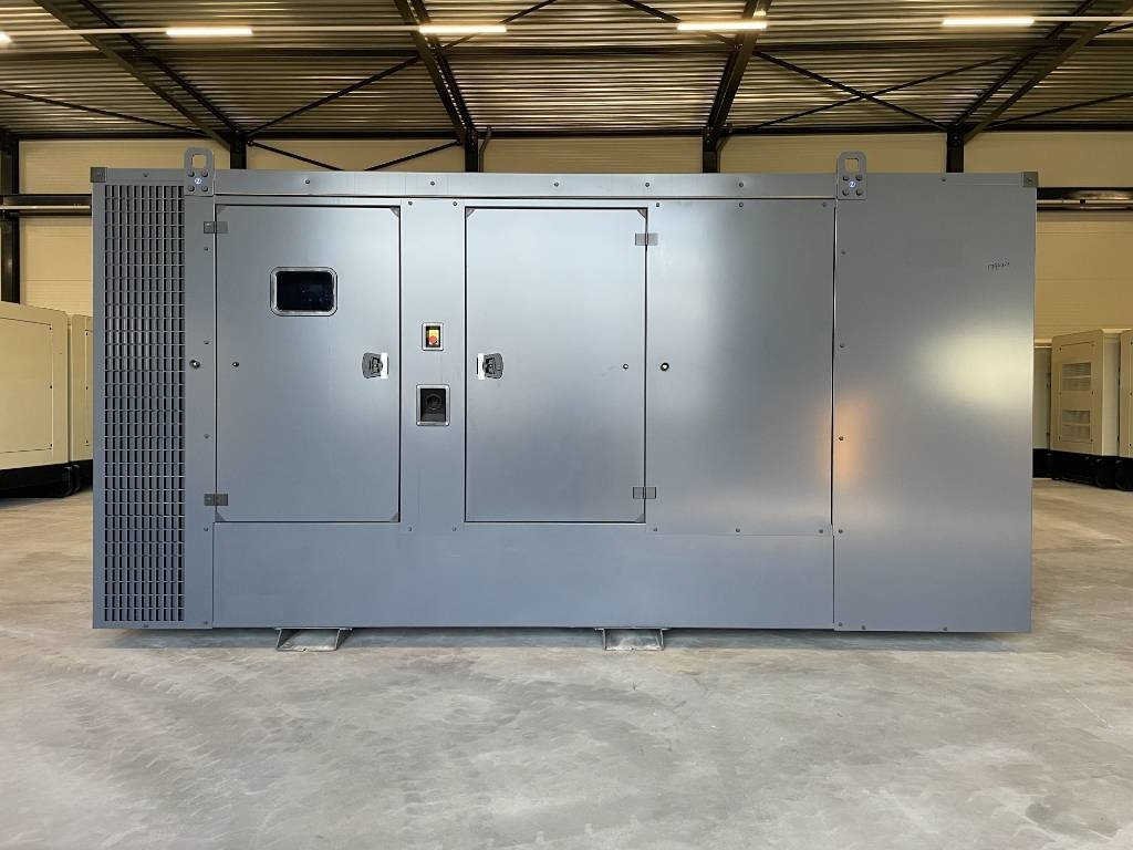 Scania DC16 - 660 kVA Generator - DPX-17954 - Áramfejlesztő: 1 kép. Scania DC16 - 660 kVA Generator - DPX-17954 - Áramfejlesztő: 1 kép.