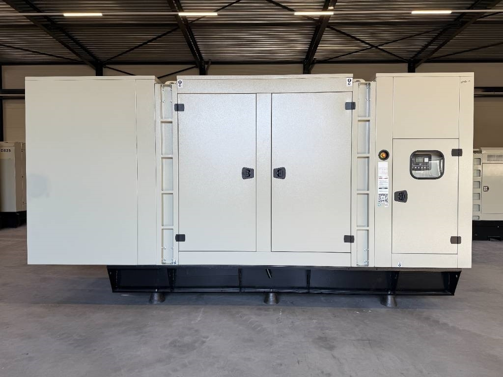 Volvo TAD1346GE - 550 kVA Generator - DPX-18882 - Áramfejlesztő: 1 kép. Volvo TAD1346GE - 550 kVA Generator - DPX-18882 - Áramfejlesztő: 1 kép.