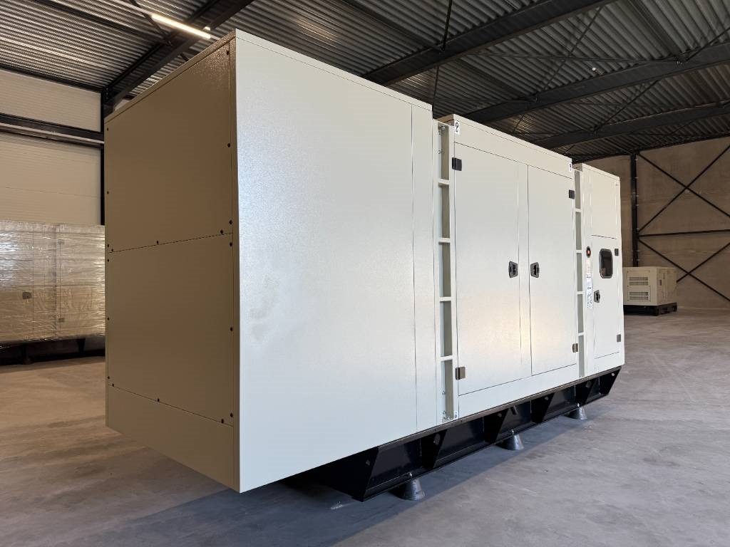 Volvo TAD1346GE - 550 kVA Generator - DPX-18882 - Áramfejlesztő: 4 kép. Volvo TAD1346GE - 550 kVA Generator - DPX-18882 - Áramfejlesztő: 4 kép.