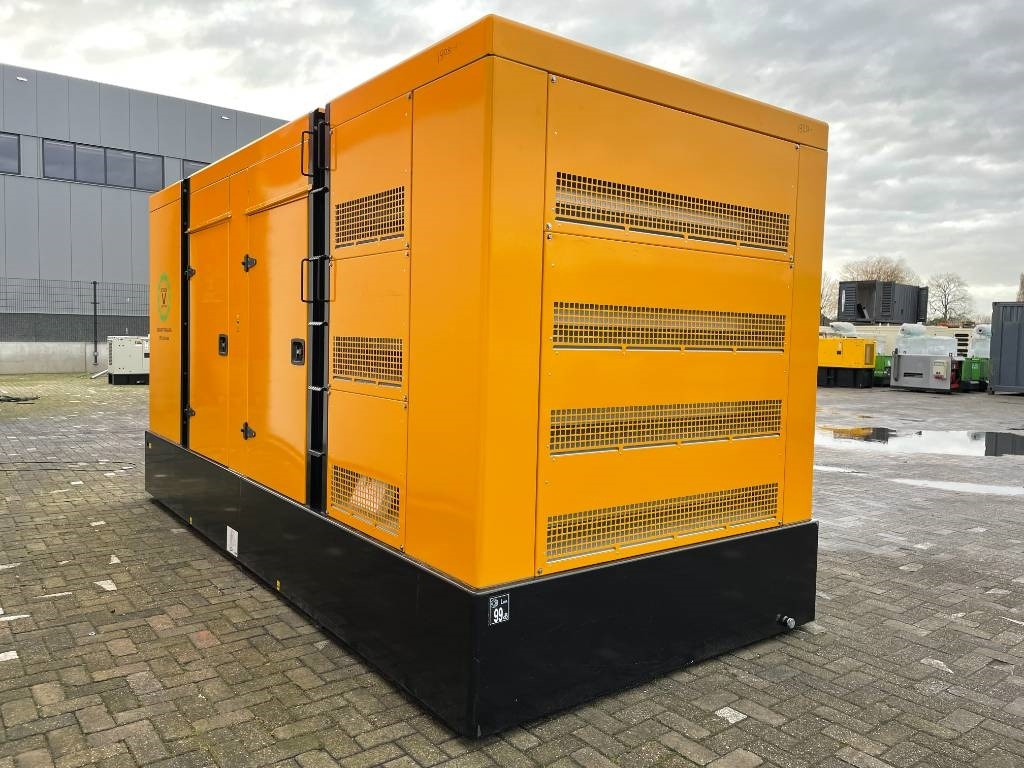 Volvo TAD1381GE - 390 kVA Stage V Genset - DPX-19031 - Áramfejlesztő: 3 kép. Volvo TAD1381GE - 390 kVA Stage V Genset - DPX-19031 - Áramfejlesztő: 3 kép.
