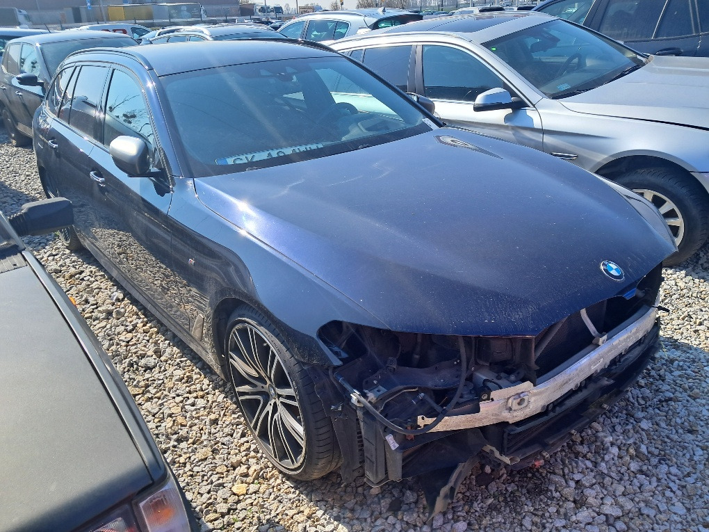 BMW M550D XDRIVE KOMBI - Autó: 1 kép. BMW M550D XDRIVE KOMBI - Autó: 1 kép.