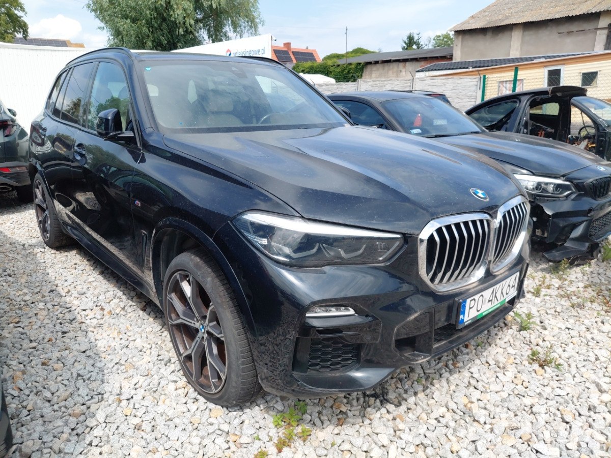 BMW X5 SUV - Terepjáró/ SUV: 1 kép. BMW X5 SUV - Terepjáró/ SUV: 1 kép.