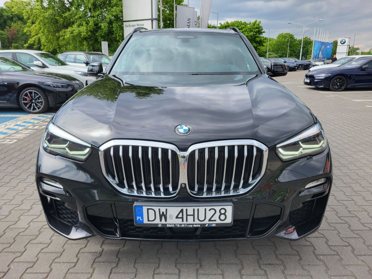 BMW X5 XDRIVE30D SUV - Terepjáró/ SUV: 5 kép. BMW X5 XDRIVE30D SUV - Terepjáró/ SUV: 5 kép.