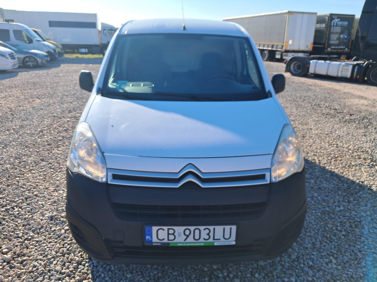 CITROEN BERLINGO FURGON BLASZAK - Furgon: 2 kép. CITROEN BERLINGO FURGON BLASZAK - Furgon: 2 kép.