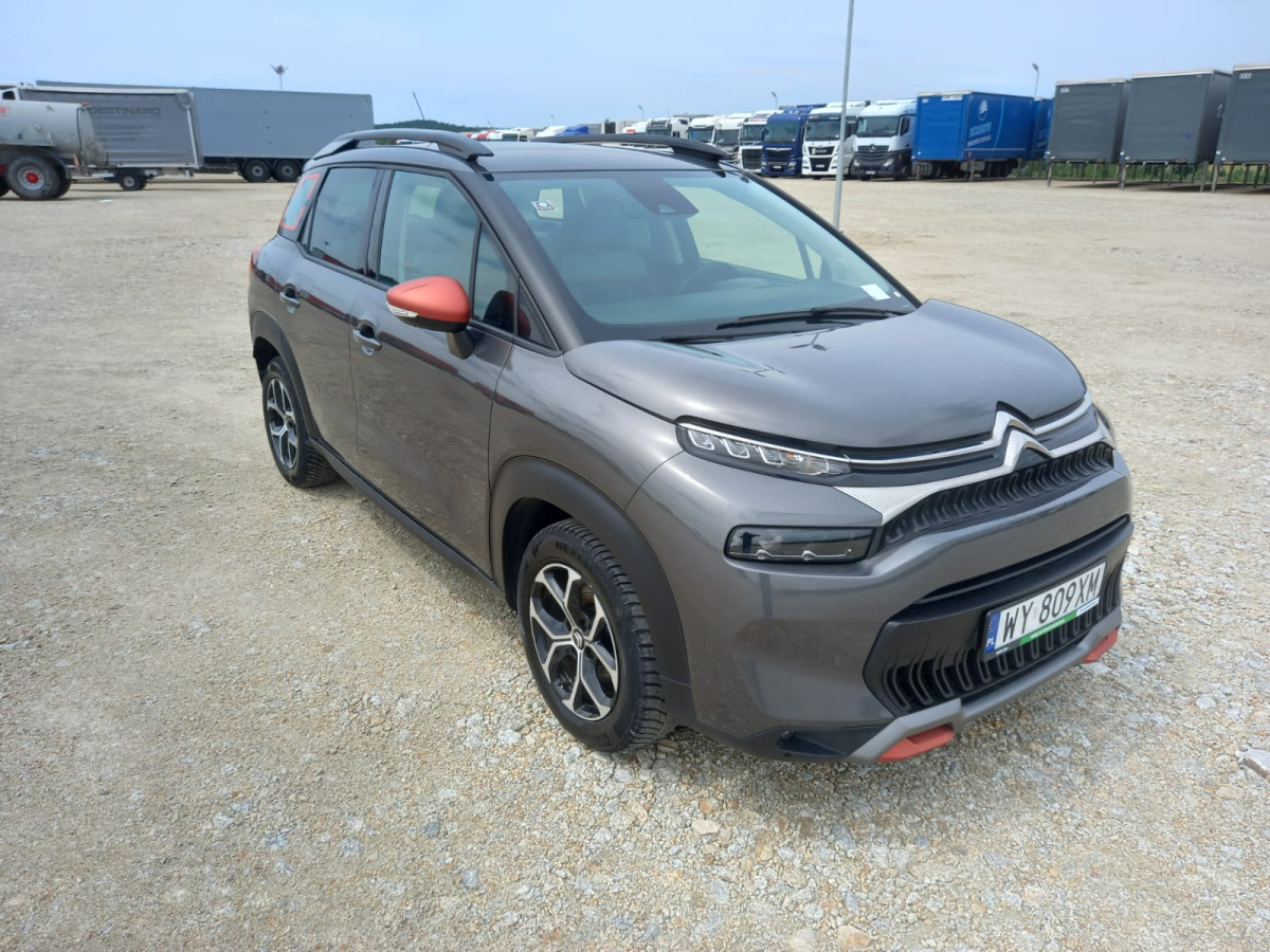 CITROEN C3 AIRCROSS KOMBI - Autó: 1 kép. CITROEN C3 AIRCROSS KOMBI - Autó: 1 kép.