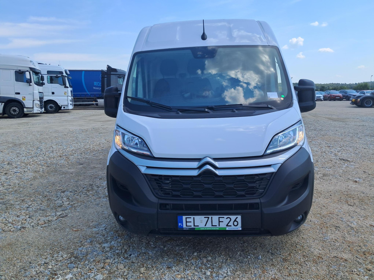 CITROEN JUMPER FURGON BLASZAK - Furgon: 3 kép. CITROEN JUMPER FURGON BLASZAK - Furgon: 3 kép.