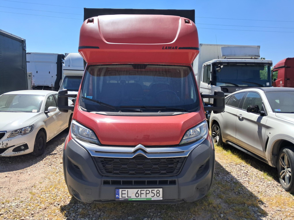 CITROEN JUMPER LAMBOX PLANDEKA - Ponyvás kisteherautó: 2 kép. CITROEN JUMPER LAMBOX PLANDEKA - Ponyvás kisteherautó: 2 kép.