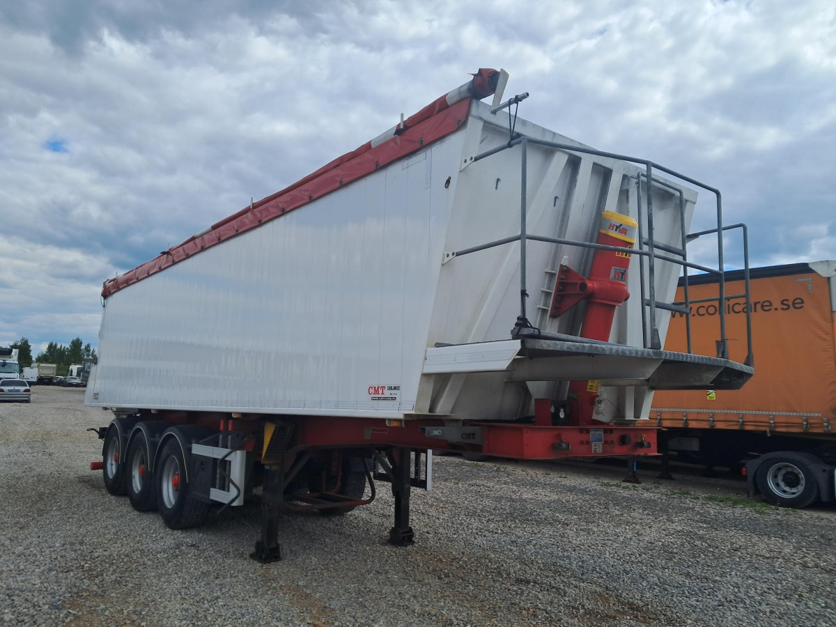 CMT W25-50 PRZEWÓZ TOWARÓW SYPKICH - Félpótkocsi billenőplatós: 1 kép. CMT W25-50 PRZEWÓZ TOWARÓW SYPKICH - Félpótkocsi billenőplatós: 1 kép.