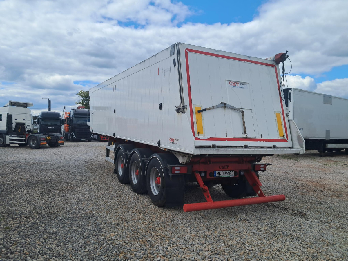 CMT W25-50 PRZEWÓZ TOWARÓW SYPKICH - Félpótkocsi billenőplatós: 5 kép. CMT W25-50 PRZEWÓZ TOWARÓW SYPKICH - Félpótkocsi billenőplatós: 5 kép.