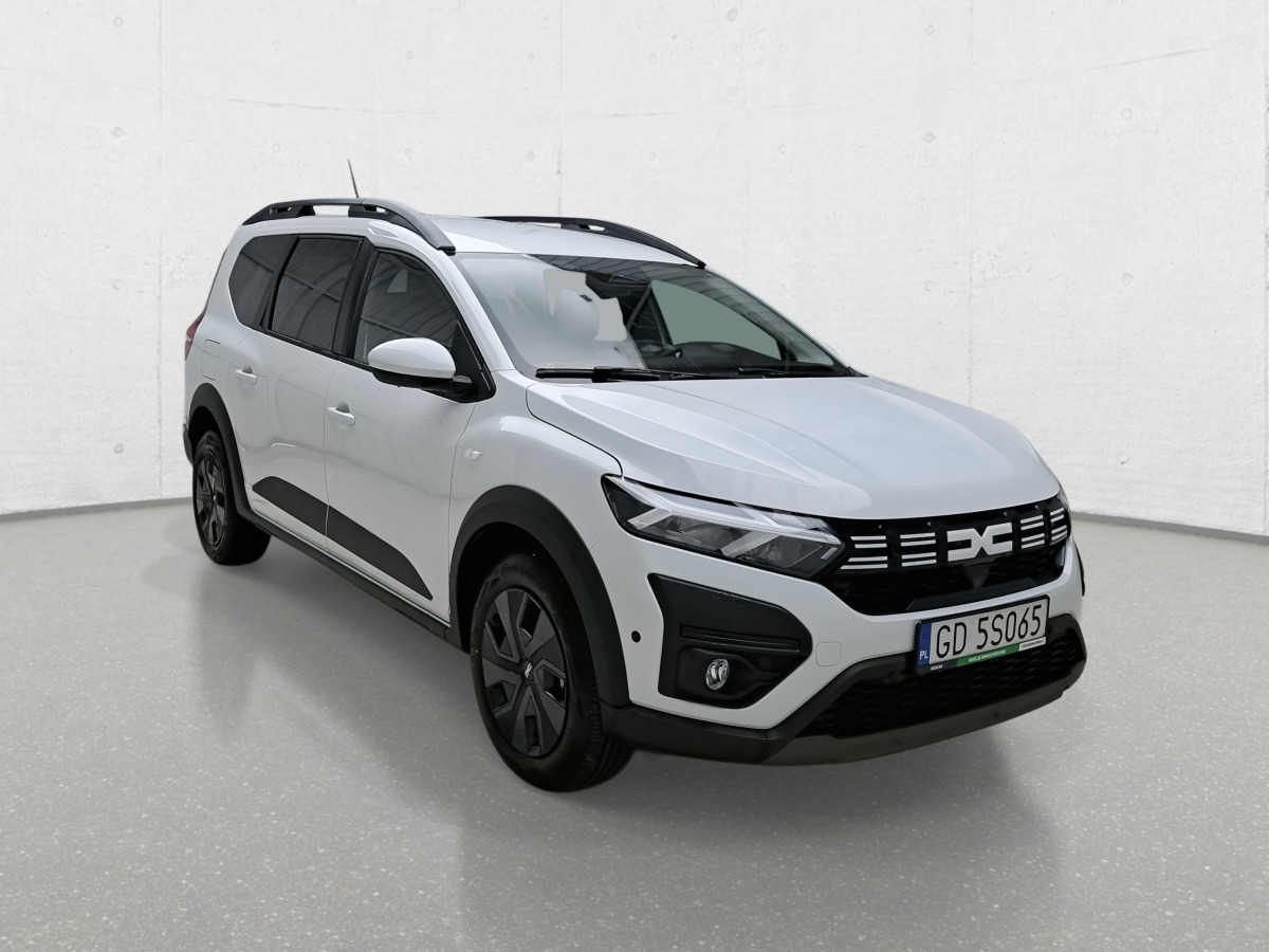 DACIA JOGGER SUV - Terepjáró/ SUV: 2 kép. DACIA JOGGER SUV - Terepjáró/ SUV: 2 kép.