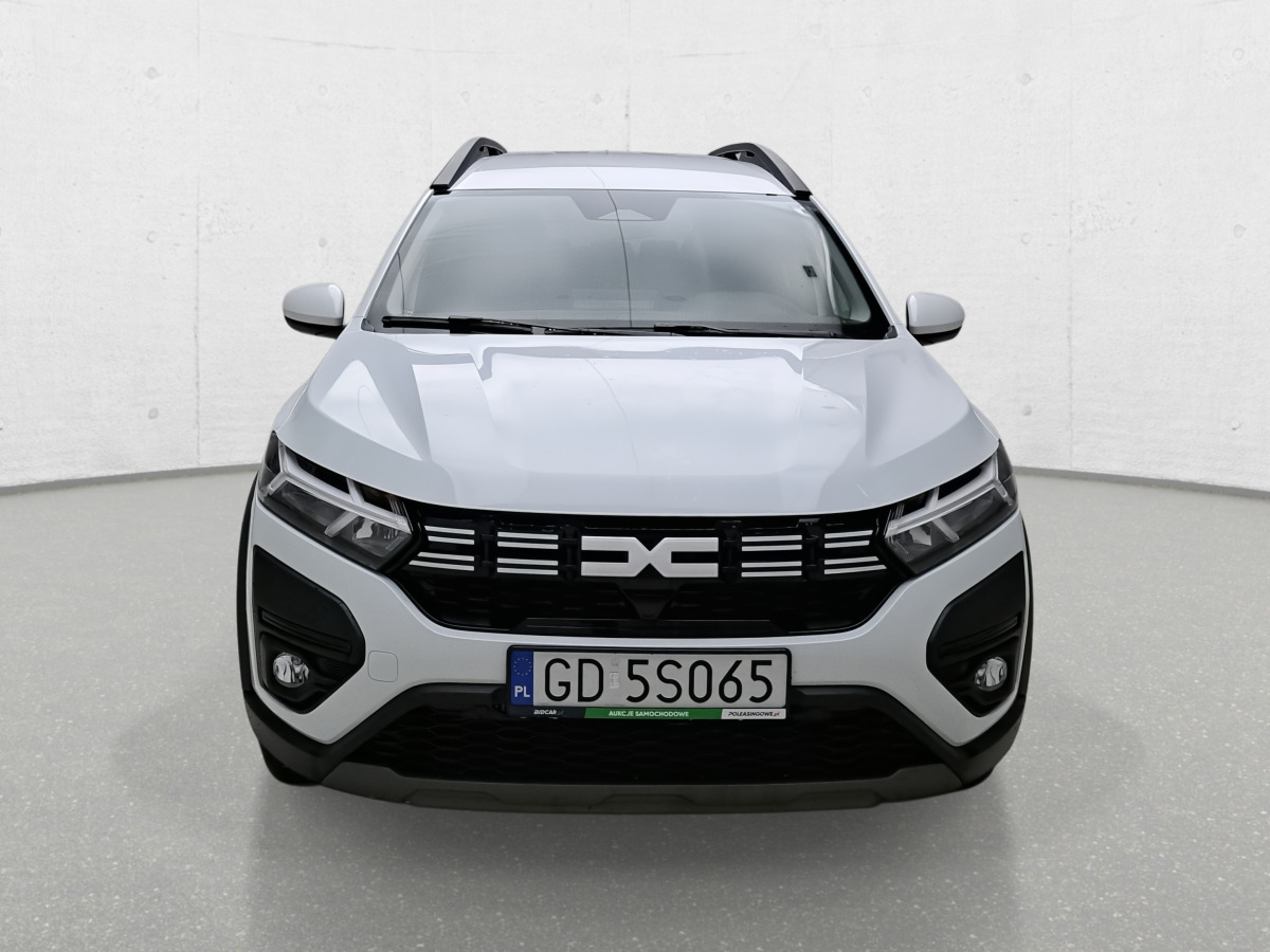 DACIA JOGGER SUV - Terepjáró/ SUV: 3 kép. DACIA JOGGER SUV - Terepjáró/ SUV: 3 kép.
