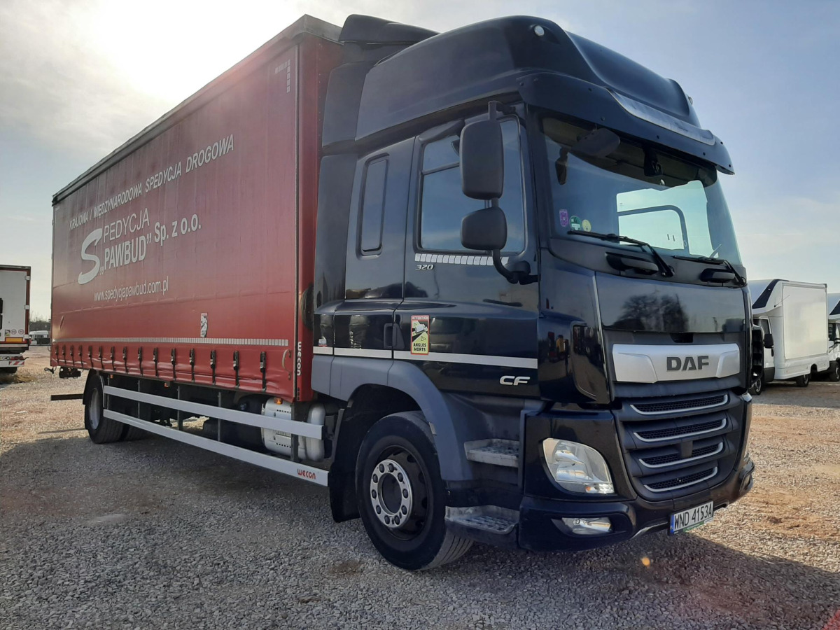 DAF CF 320 FA/ZSP SOLÓWKA - Ponyvás teherautó: 1 kép. DAF CF 320 FA/ZSP SOLÓWKA - Ponyvás teherautó: 1 kép.