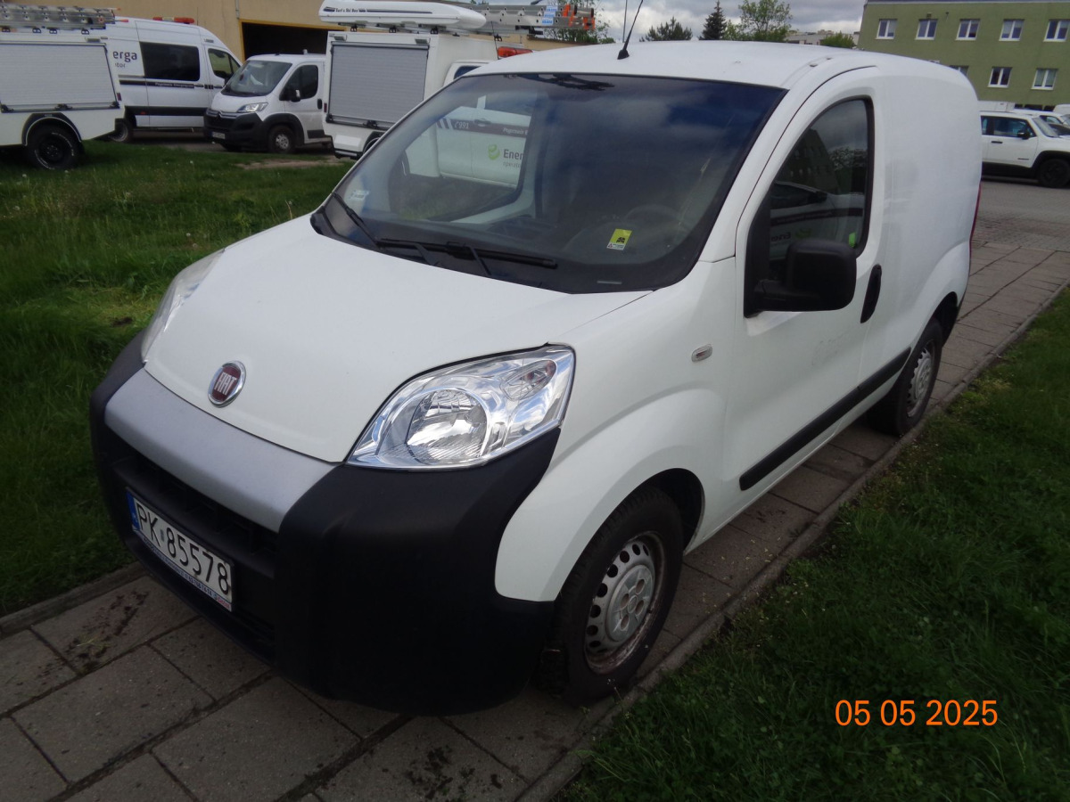FIAT FIORINO FURGON BLASZAK - Furgon: 2 kép. FIAT FIORINO FURGON BLASZAK - Furgon: 2 kép.