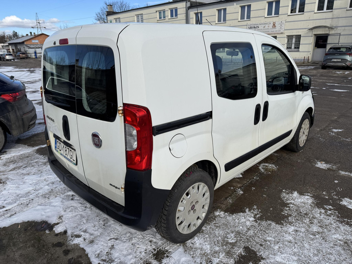 FIAT FIORINO MINIVAN - Autó: 3 kép. FIAT FIORINO MINIVAN - Autó: 3 kép.