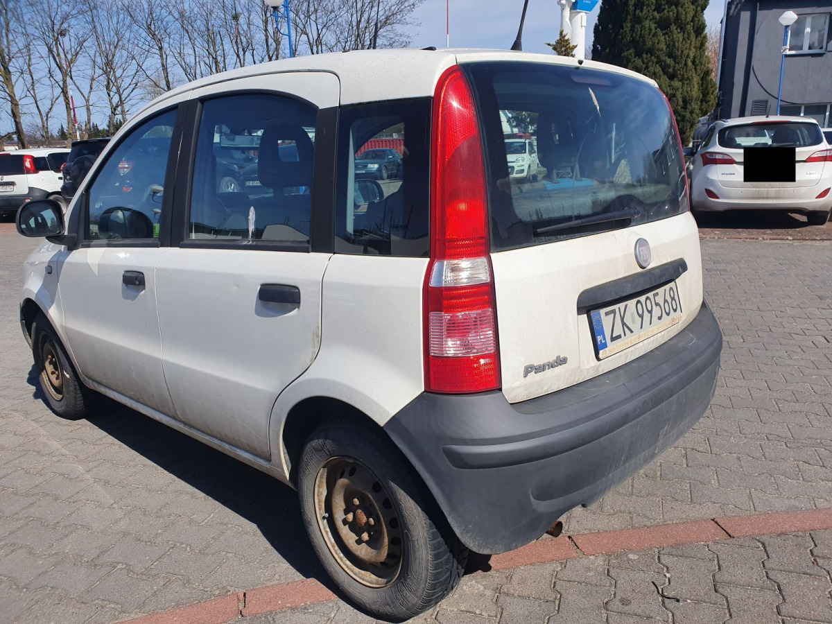 FIAT PANDA MINIVAN - Autó: 4 kép. FIAT PANDA MINIVAN - Autó: 4 kép.