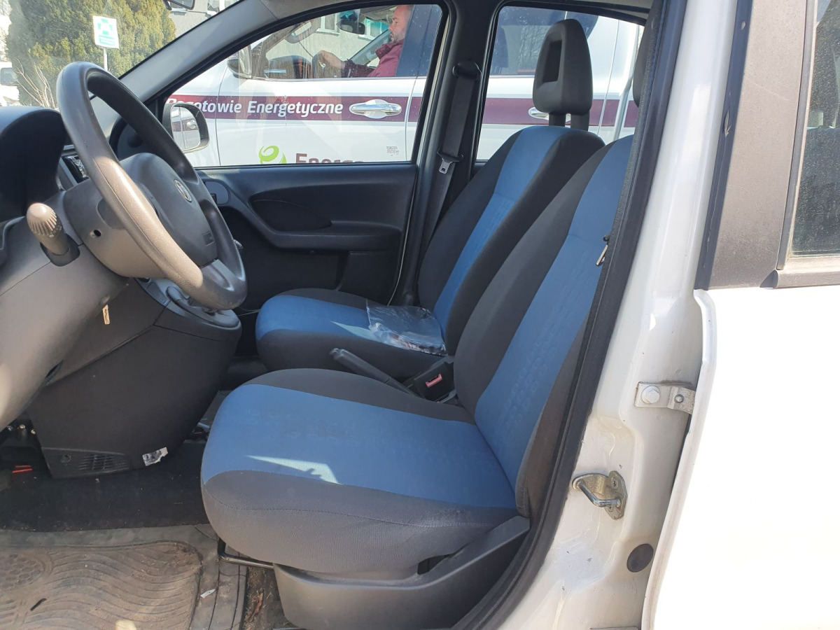 FIAT PANDA MINIVAN - Autó: 5 kép. FIAT PANDA MINIVAN - Autó: 5 kép.