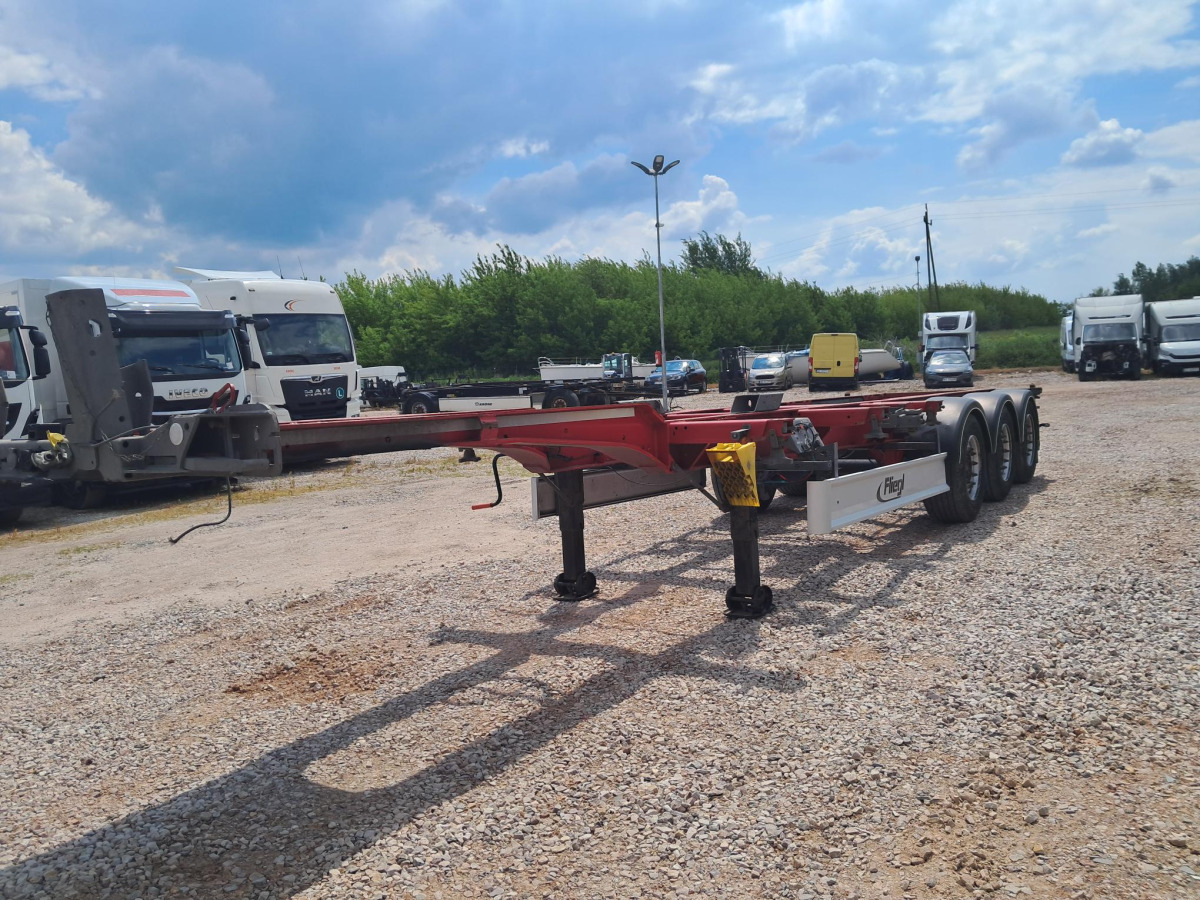 FLIEGL SDS 380 KONTENEROWA - Pótkocsi dobozos: 2 kép. FLIEGL SDS 380 KONTENEROWA - Pótkocsi dobozos: 2 kép.