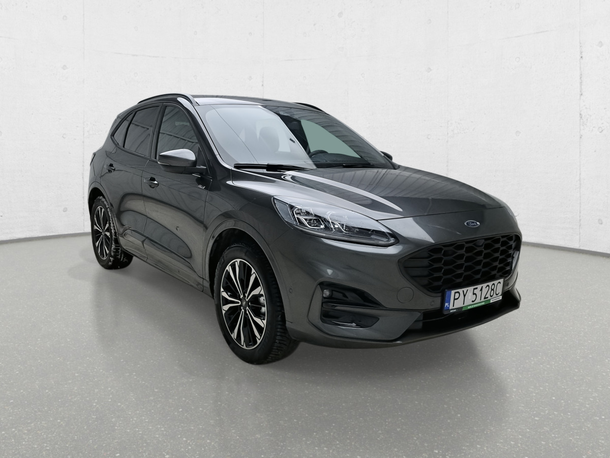 FORD KUGA SUV - Terepjáró/ SUV: 2 kép. FORD KUGA SUV - Terepjáró/ SUV: 2 kép.