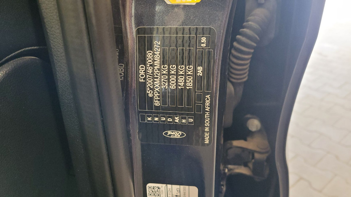 Pickup FORD RANGER PICK-UP: 14 kép.