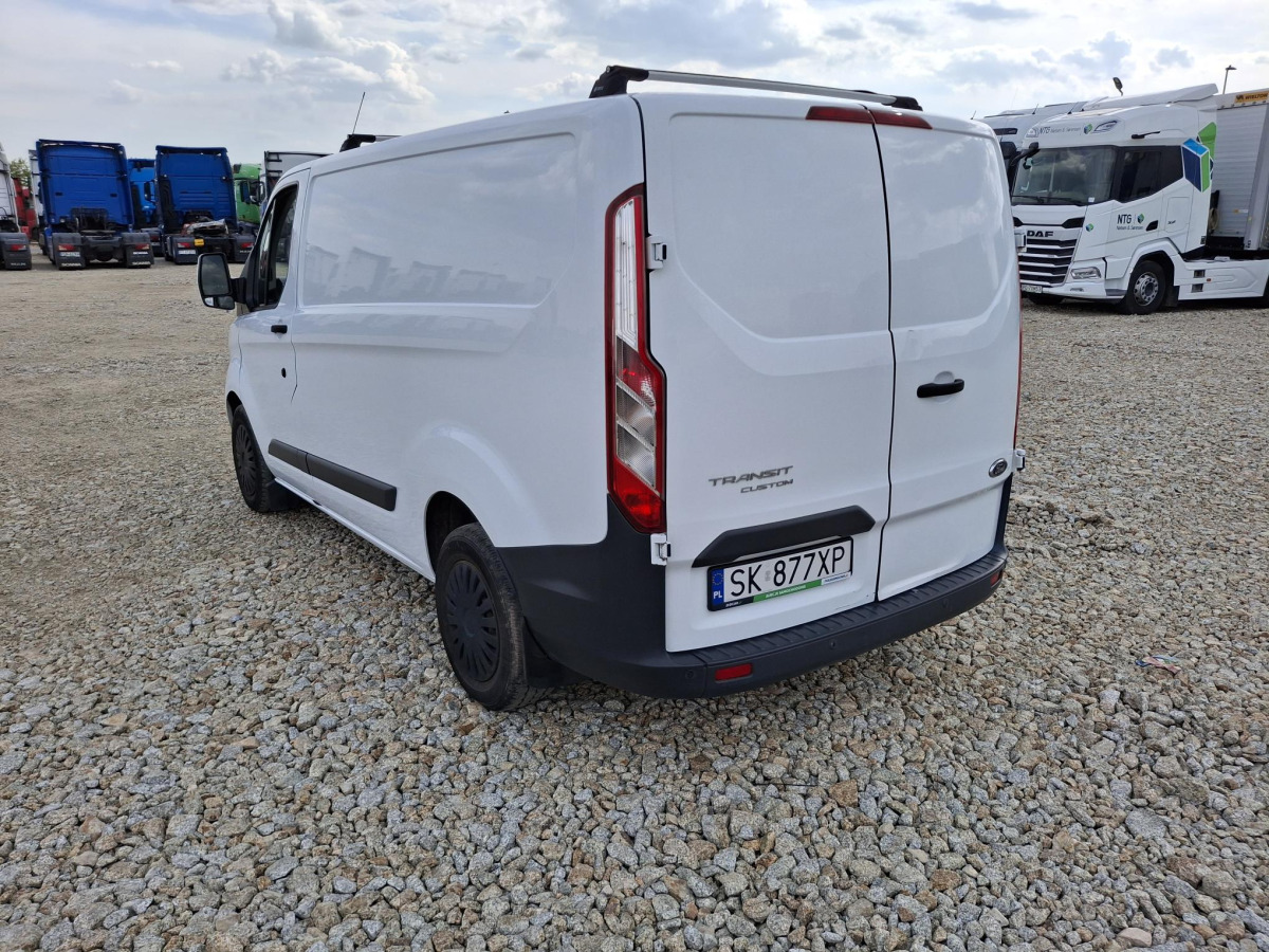 FORD TRANSIT CUSTOM FURGON BLASZAK - Furgon: 5 kép. FORD TRANSIT CUSTOM FURGON BLASZAK - Furgon: 5 kép.