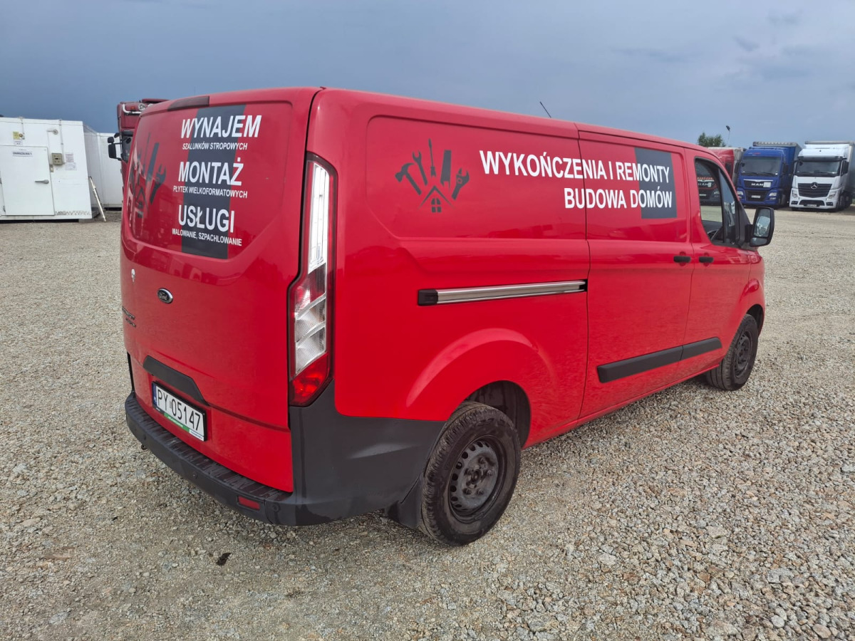 FORD TRANSIT CUSTOM - Furgon: 5 kép. FORD TRANSIT CUSTOM - Furgon: 5 kép.