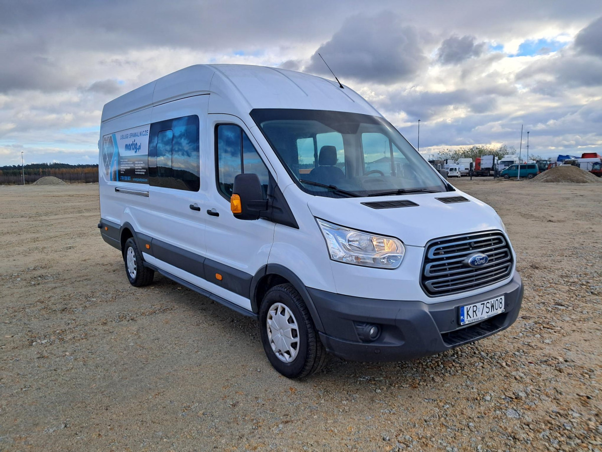 FORD TRANSIT FURGON BLASZAK - Furgon: 3 kép. FORD TRANSIT FURGON BLASZAK - Furgon: 3 kép.