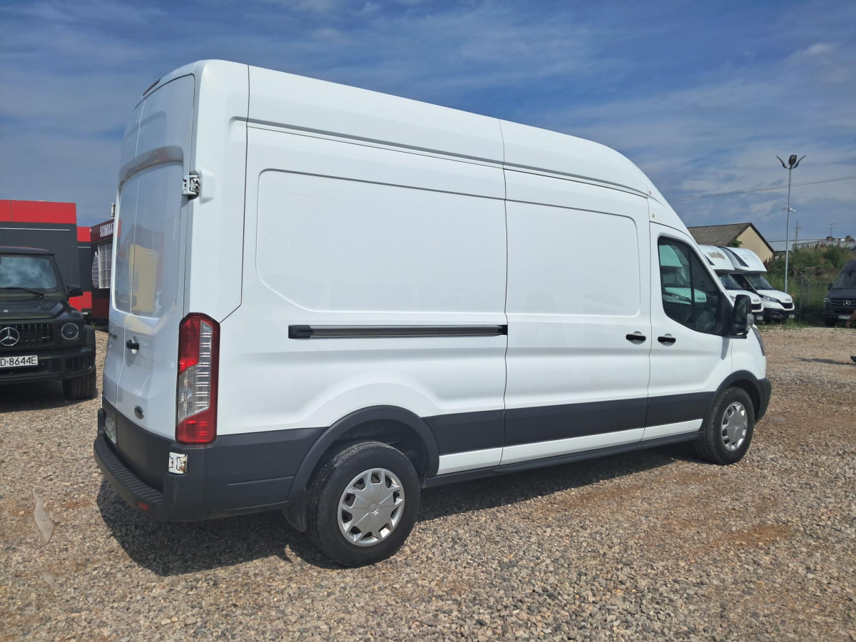 FORD TRANSIT FURGON BLASZAK - Furgon: 4 kép. FORD TRANSIT FURGON BLASZAK - Furgon: 4 kép.