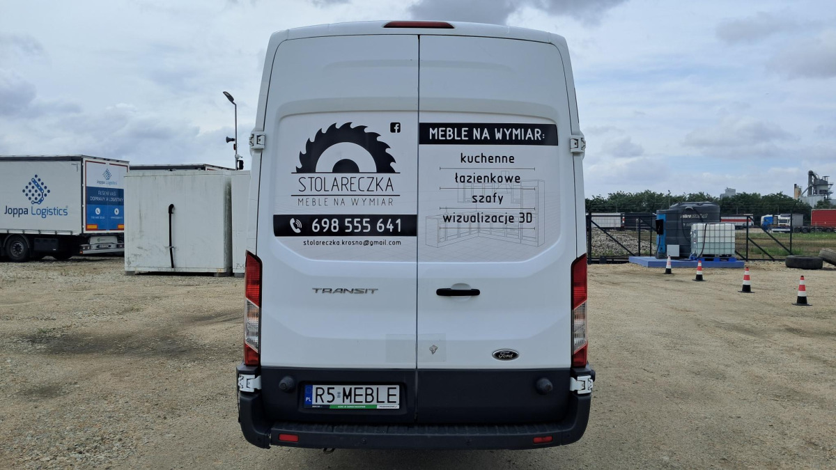 FORD TRANSIT FURGON BLASZAK - Furgon: 4 kép. FORD TRANSIT FURGON BLASZAK - Furgon: 4 kép.