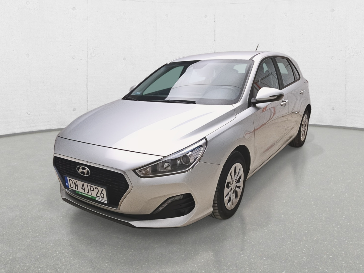 HYUNDAI I30 HATCHBACK - Hatchback: 4 kép. HYUNDAI I30 HATCHBACK - Hatchback: 4 kép.