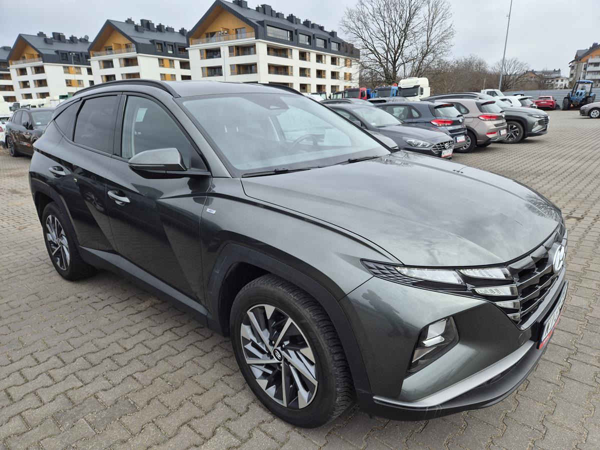 HYUNDAI TUCSON SUV - Terepjáró/ SUV: 1 kép. HYUNDAI TUCSON SUV - Terepjáró/ SUV: 1 kép.