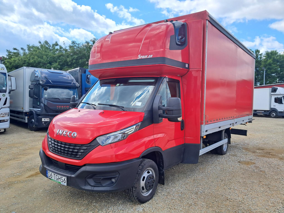 IVECO DAILY PLANDEKA - Ponyvás kisteherautó: 2 kép. IVECO DAILY PLANDEKA - Ponyvás kisteherautó: 2 kép.
