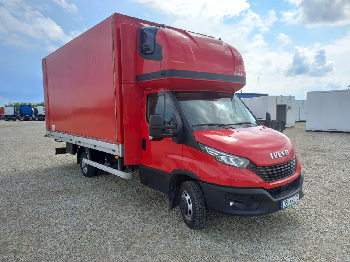 IVECO/JUSAM STANISŁAWJURKOWSKI 50C18/JU06 PLANDEKA - Ponyvás kisteherautó: 1 kép. IVECO/JUSAM STANISŁAWJURKOWSKI 50C18/JU06 PLANDEKA - Ponyvás kisteherautó: 1 kép.