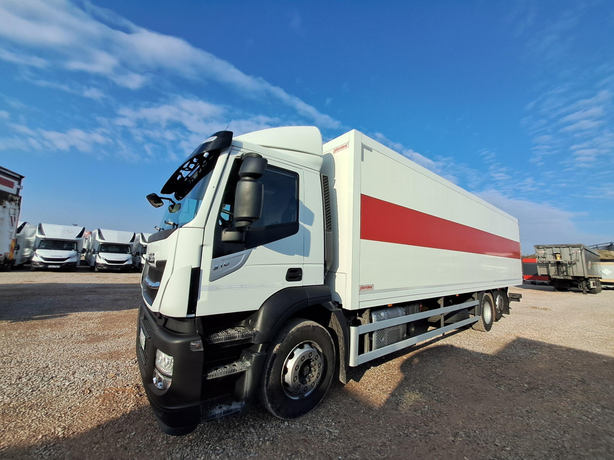 IVECO STRALIS KONTENER Z WINDĄ - Dobozos felépítményű teherautó: 2 kép. IVECO STRALIS KONTENER Z WINDĄ - Dobozos felépítményű teherautó: 2 kép.