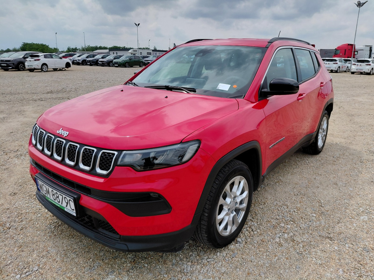 JEEP COMPASS SUV - Terepjáró/ SUV: 2 kép. JEEP COMPASS SUV - Terepjáró/ SUV: 2 kép.