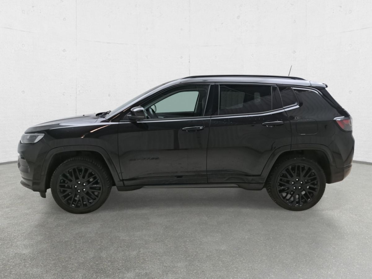 JEEP COMPASS SUV - Terepjáró/ SUV: 5 kép. JEEP COMPASS SUV - Terepjáró/ SUV: 5 kép.
