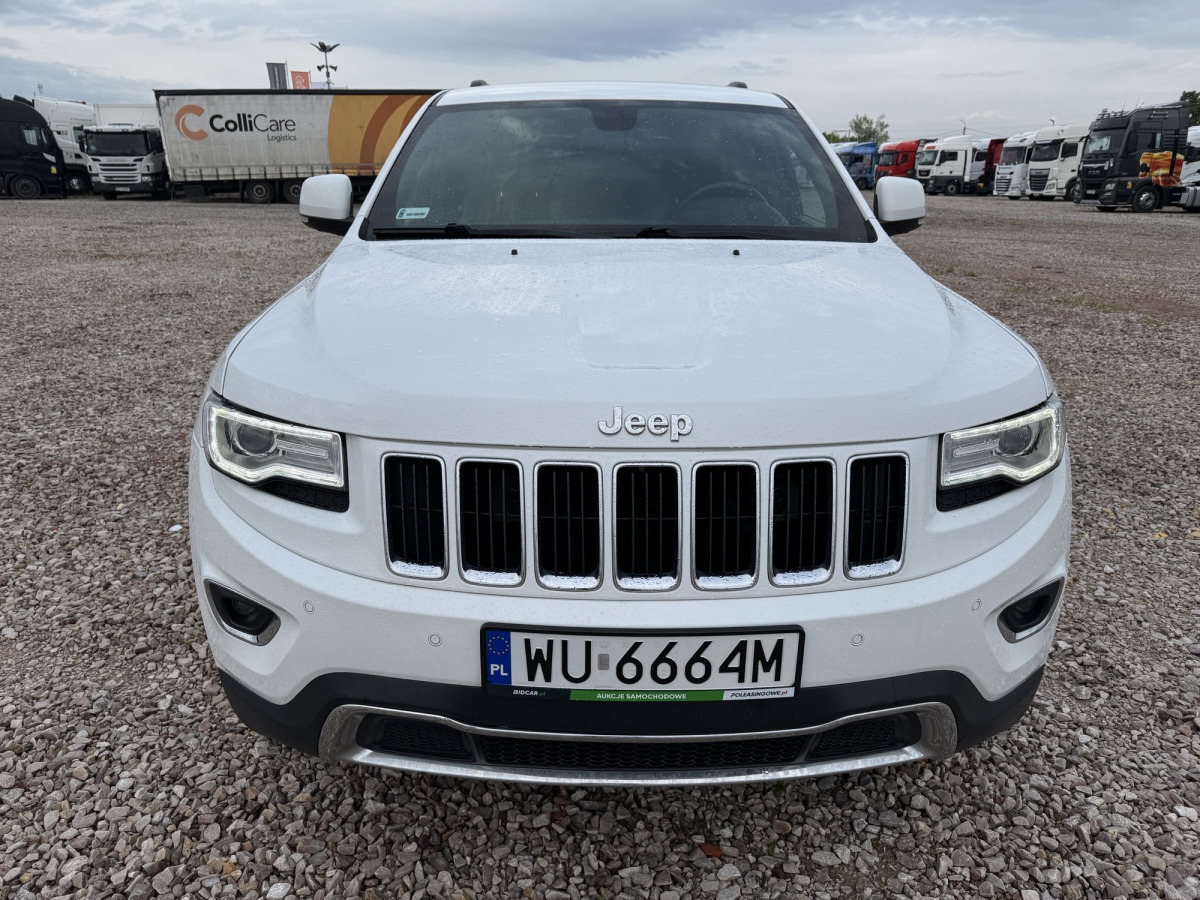 JEEP GRAND-CHEROKEE SUV - Terepjáró/ SUV: 3 kép. JEEP GRAND-CHEROKEE SUV - Terepjáró/ SUV: 3 kép.
