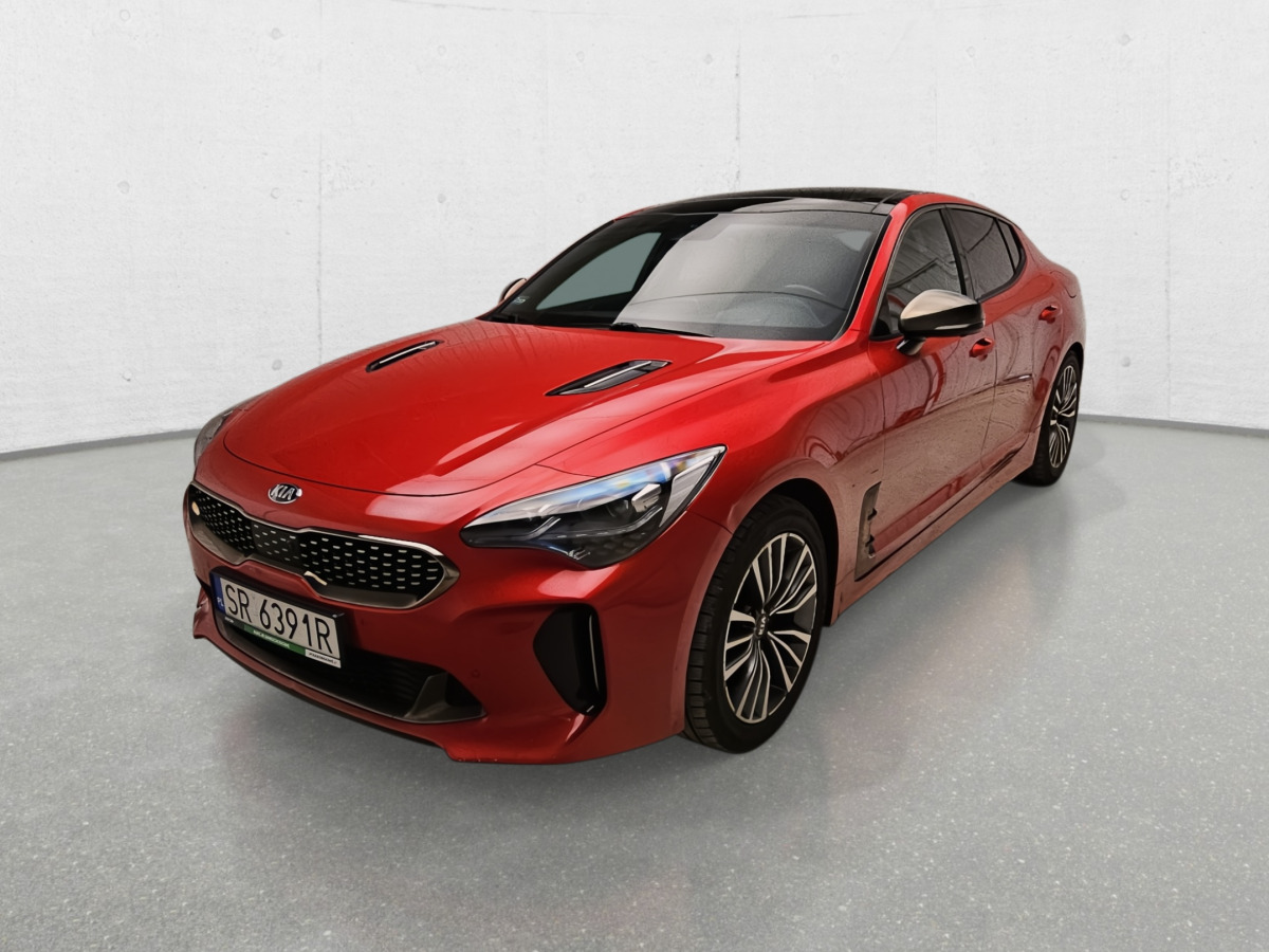 KIA STINGER LIFTBACK - Autó: 4 kép. KIA STINGER LIFTBACK - Autó: 4 kép.