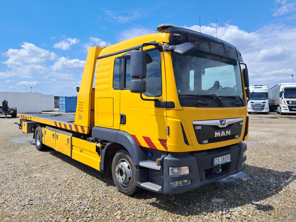 MAN TGL 12.250 4X2 BL AUTOLAWETA - Vontató: 1 kép. MAN TGL 12.250 4X2 BL AUTOLAWETA - Vontató: 1 kép.